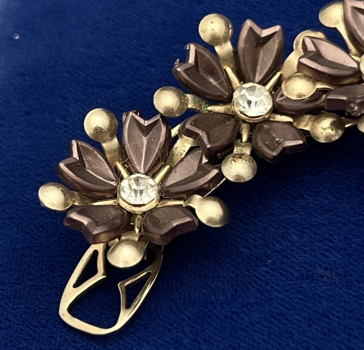 Vintage 1940's  Metal 3 D Flowers Rhinestone Center 10 Link Bracelet Beautiful!