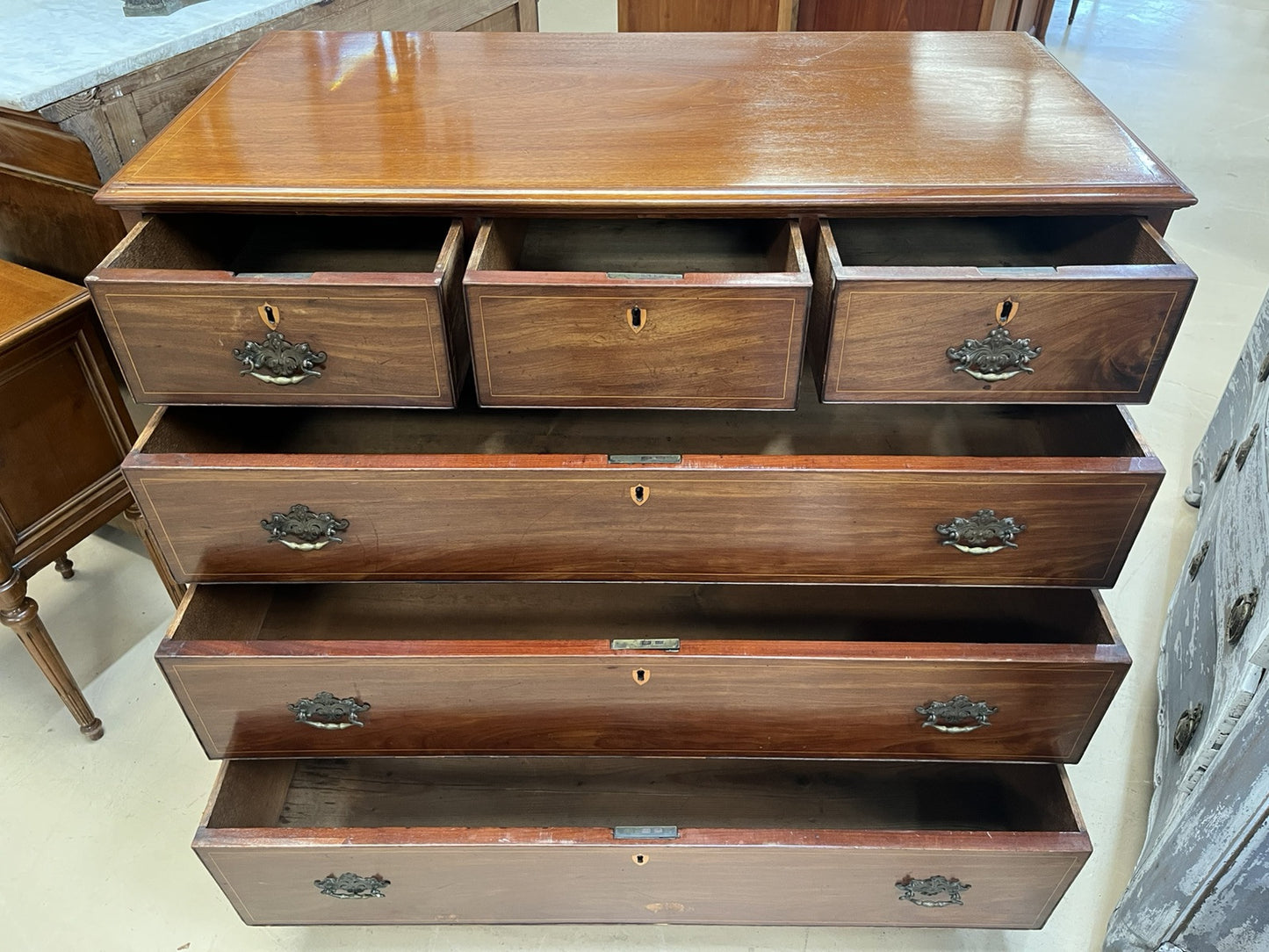 ANTIQUE ENGLISH GEORGE III INLAID MAHOGANY COMMODE CHEST OF DRAWERS