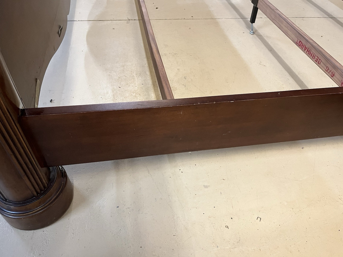 Bernhardt Modern King Size 4 Poster Bed CL12