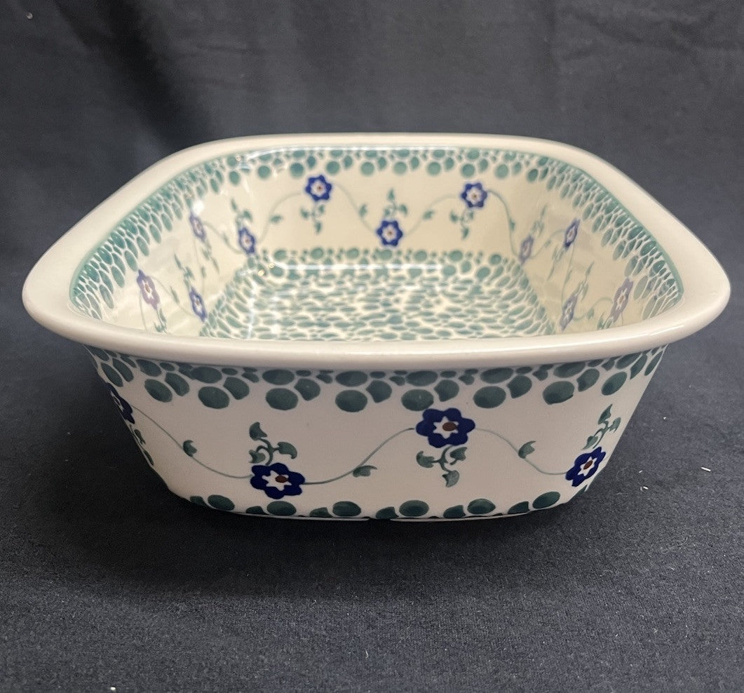 Boleslawiec Polish Pottery Rectangular Baker; BOW92 Pattern; 10 in x 7.5 in