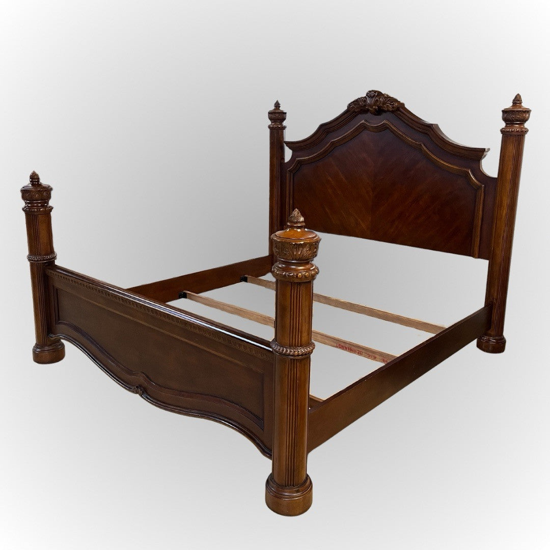 Bernhardt Modern King Size 4 Poster Bed CL12