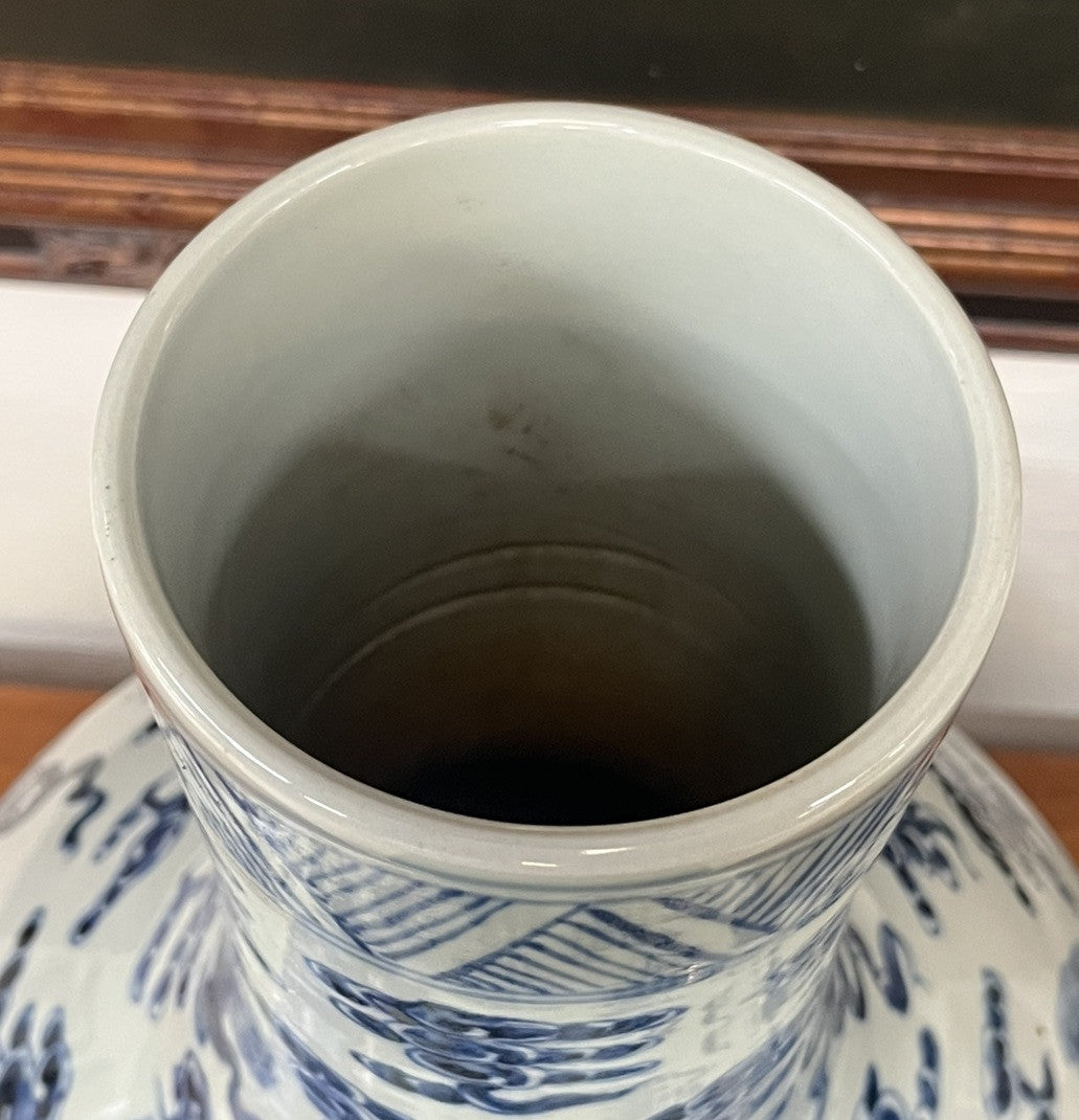 PAIR OF LARGE CHINESE BLUE & WHITE PORCELAIN BOTTLE NECK VASES, 24"H x14"