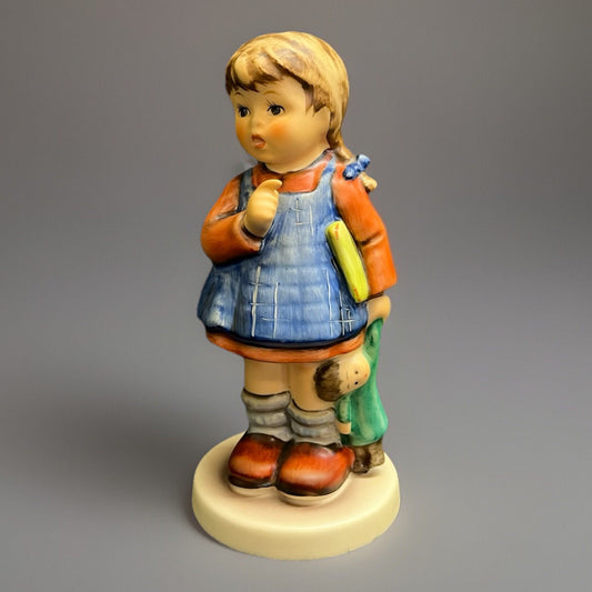 1988 M.I. Hummel Club Exclusive Goebel "I Wonder" Porcelain Figurine #486
