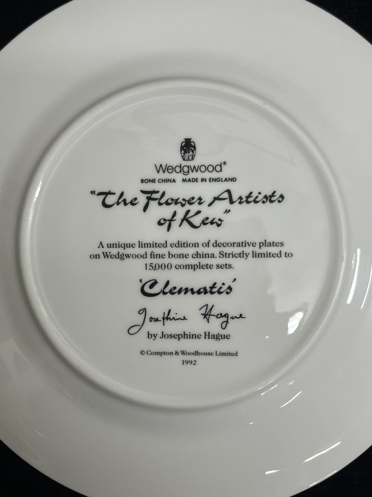 Wedgwood "The Flower Artists of Kew" Clematis Plate - 8.25"