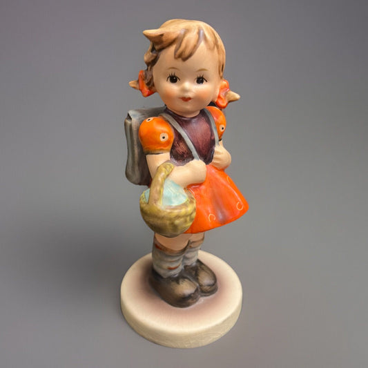 Vintage M.I. Hummel Goebel Porcelain "School Girl" Figurine 81 2/0 W. Germany