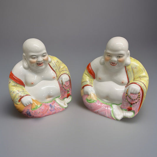 PAIR OF CHINESE FAMILLE ROSE PORCELAIN FIGURES OF SEATED BUDAI BUDDAH