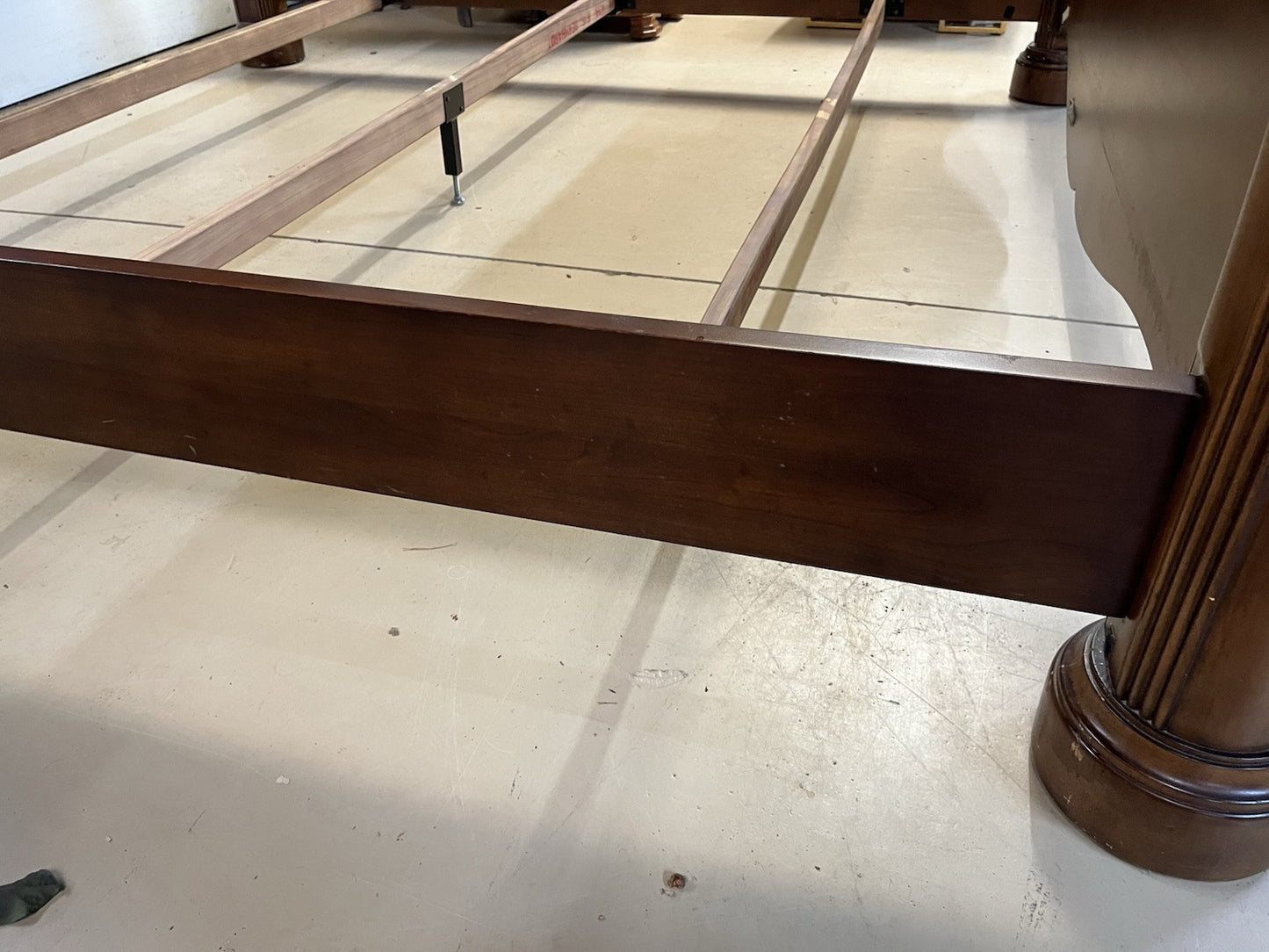 Bernhardt Modern King Size 4 Poster Bed CL12