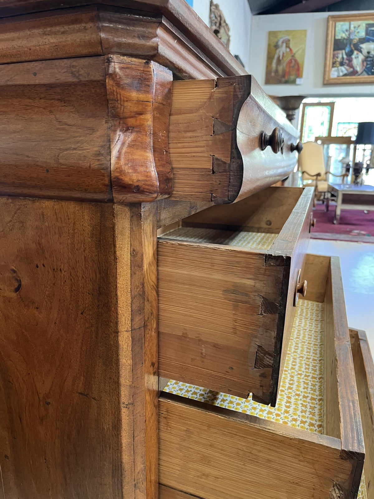 ANTIQUE PERIOD FRENCH LOUIS PHILIPPE WALNUT COMMODE CHEST OF DRAWERS